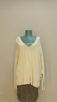 ЛОНГСЛИВ от ESSENTIALS, размер 46, для женщин — секонд хенд ТВОЁ ВРЕМЯ